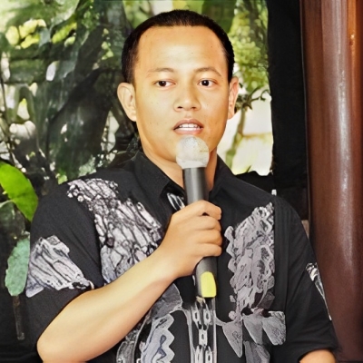 Editor Member